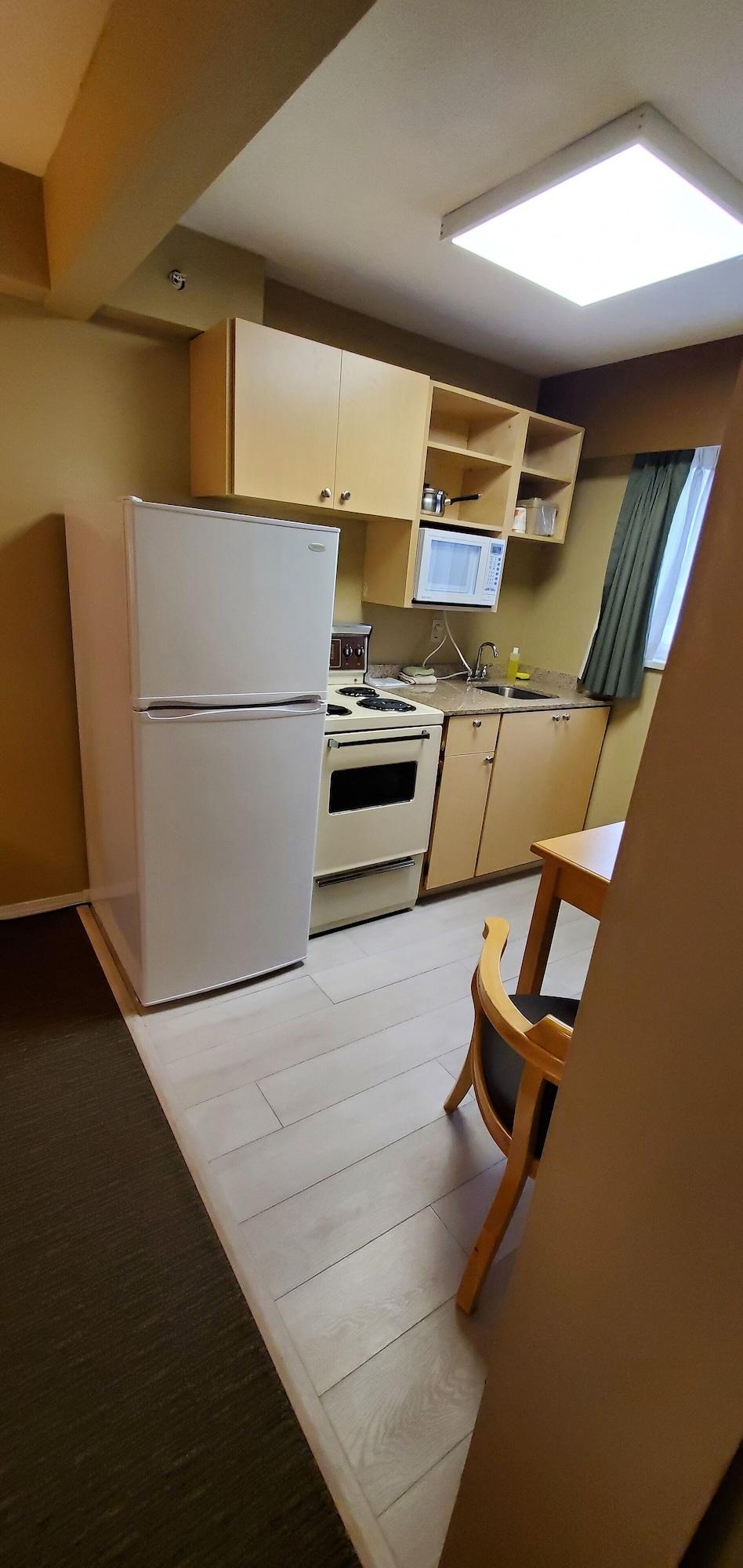 Econo Lodge Inn & Suites North Vancouver Exteriör bild