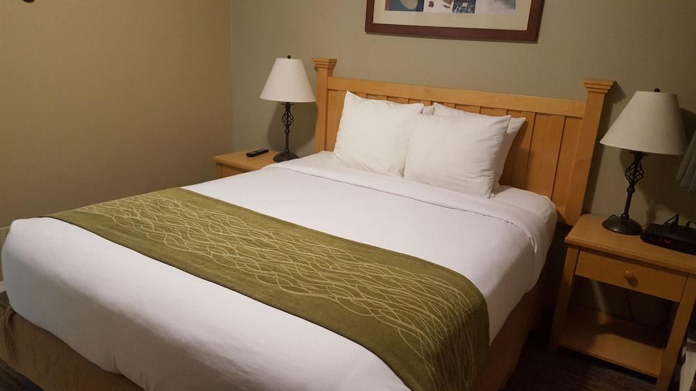 Econo Lodge Inn & Suites North Vancouver Exteriör bild