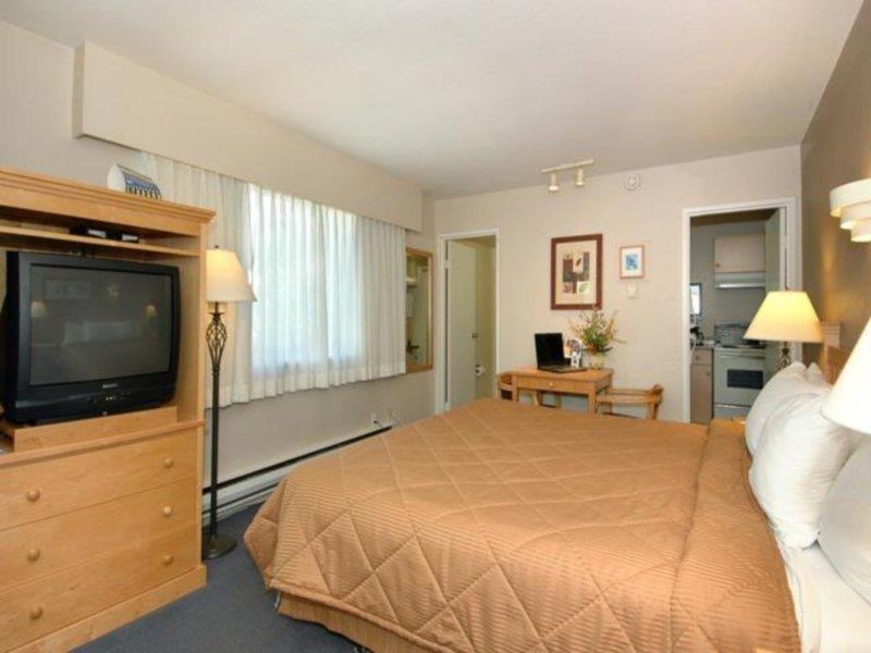 Econo Lodge Inn & Suites North Vancouver Exteriör bild